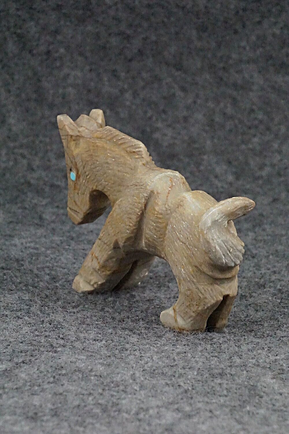 Horse Zuni Fetish Carving - Tony Mackel