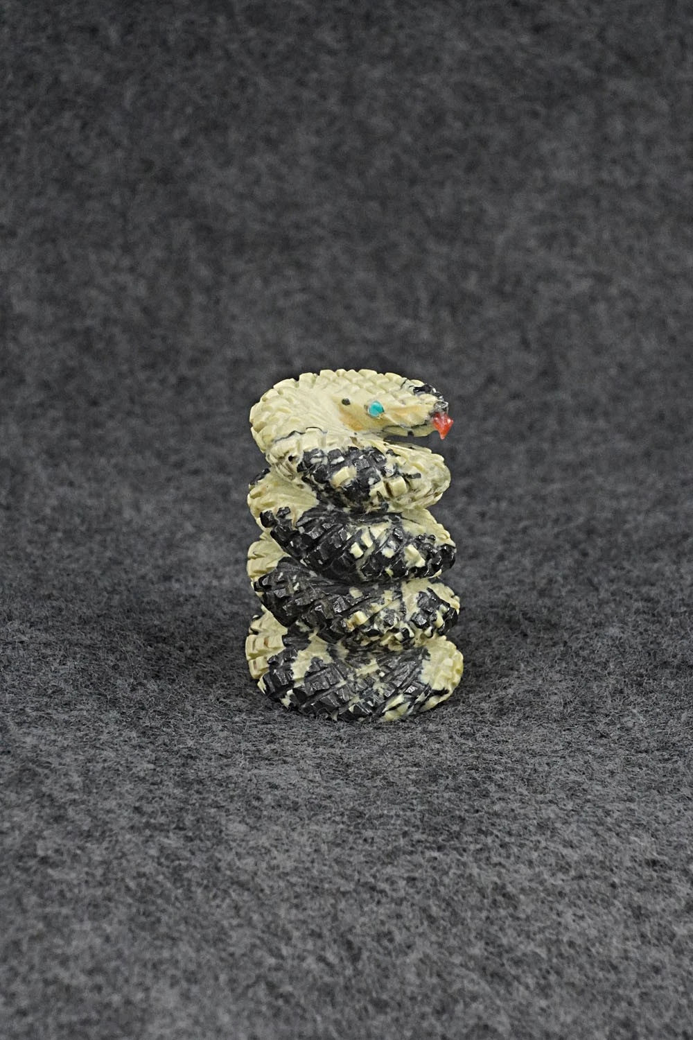 Rattlesnake Zuni Fetish Carving - Todd Etsate