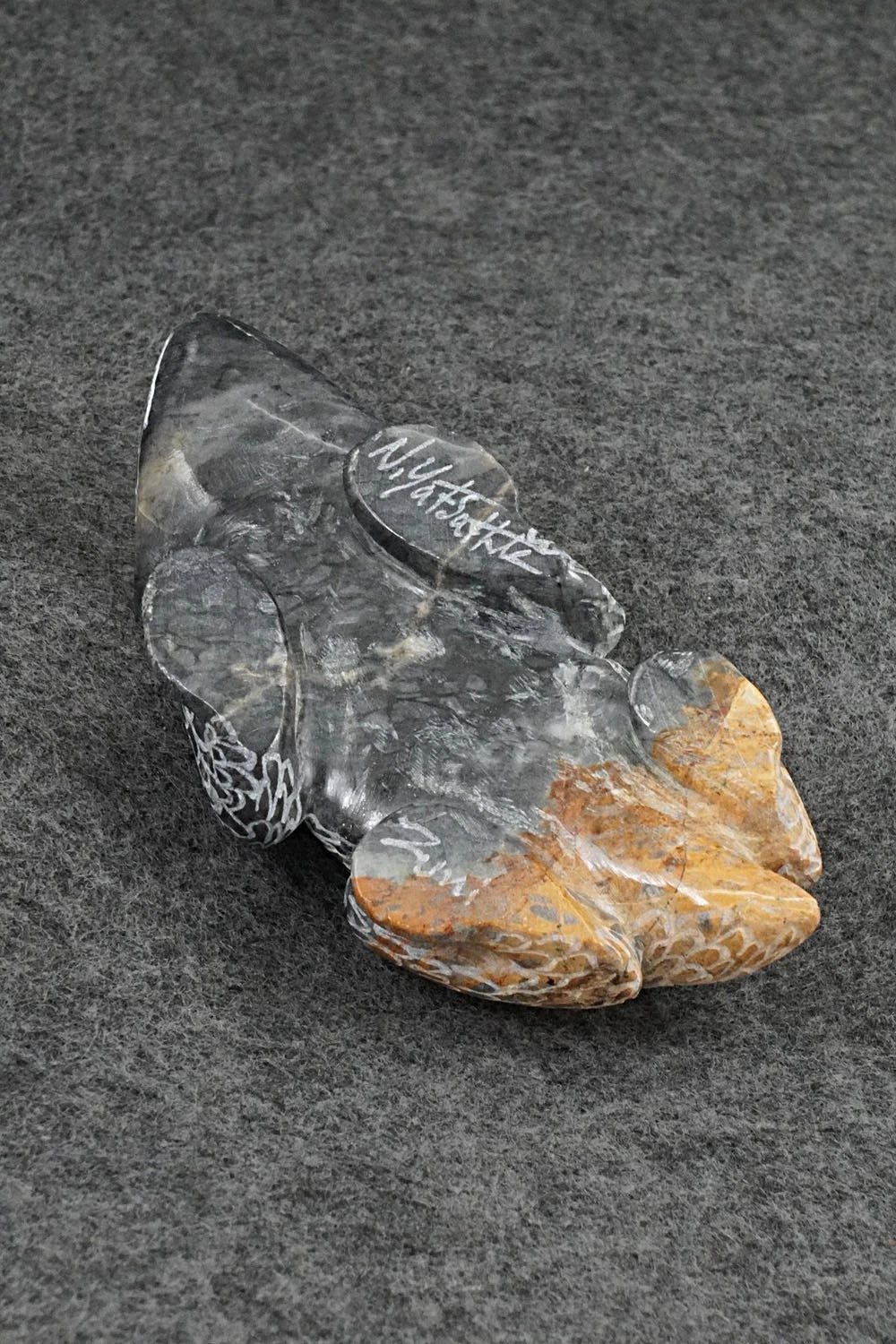 Horned Toad Zuni Fetish Carving - Nelson Yatsattie