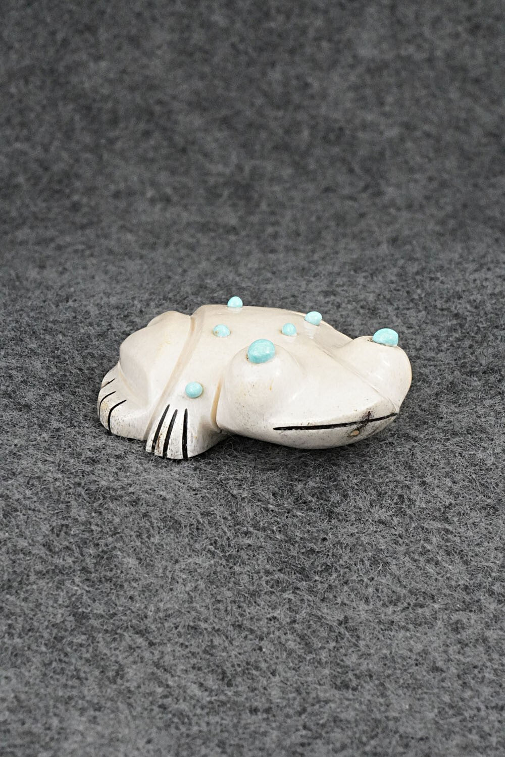 Frog Zuni Fetish Carving - Claudia Peina