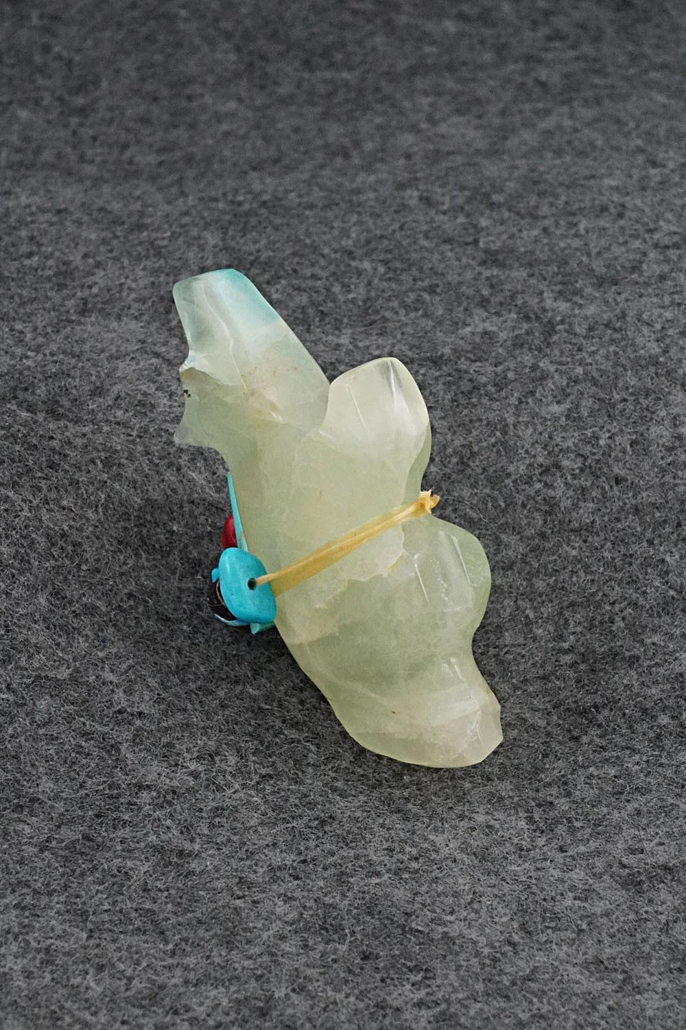 Wolf Zuni Fetish Carving - Rodney Laiwakete