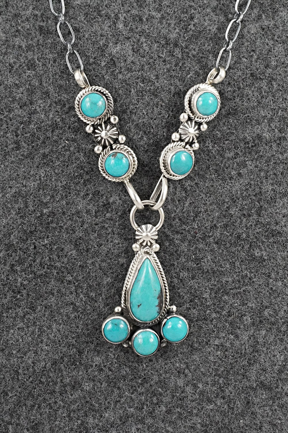 Turquoise & Sterling Silver Necklace - Verley Betone