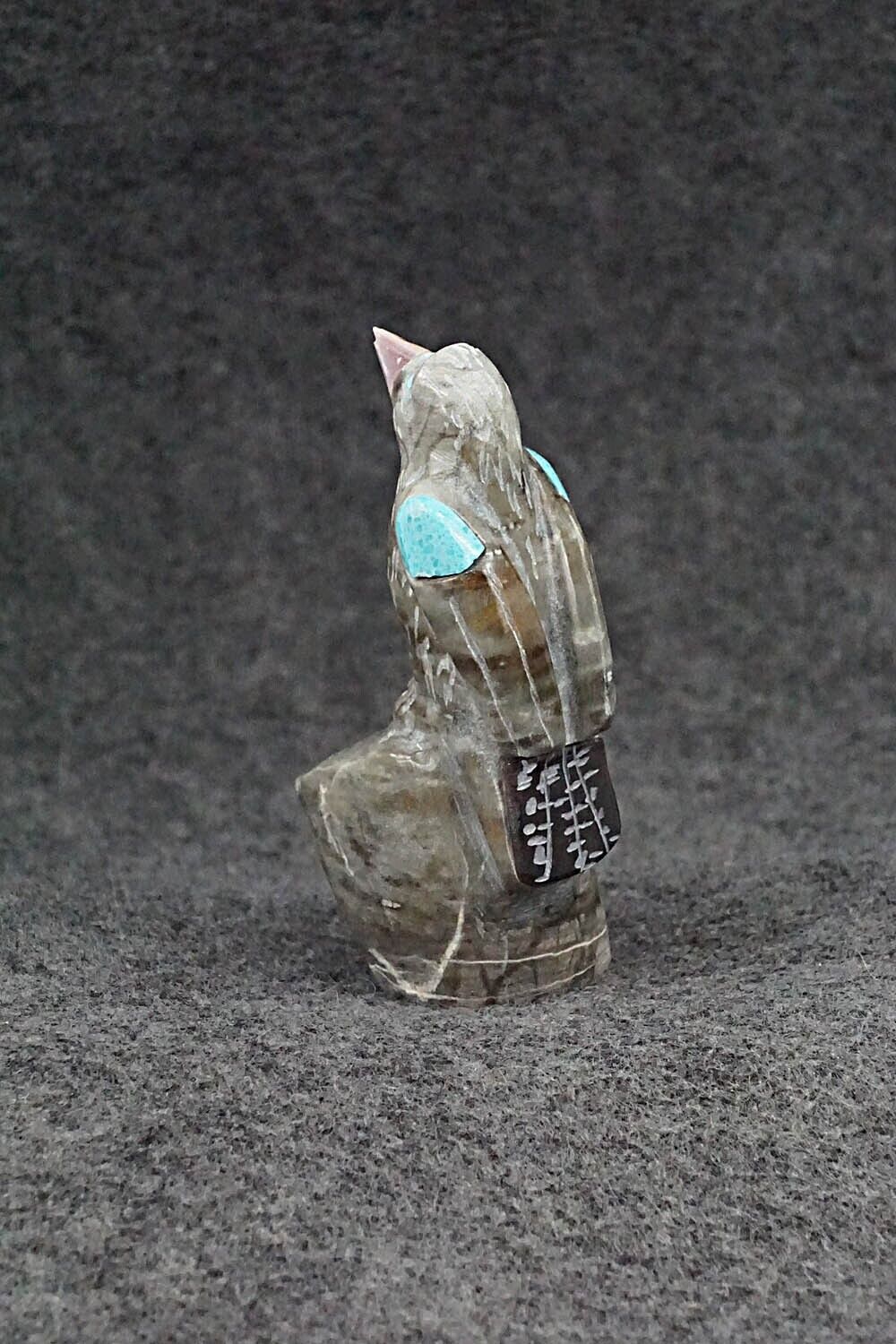 Eagle Zuni Fetish Carving - Freddie Leekya