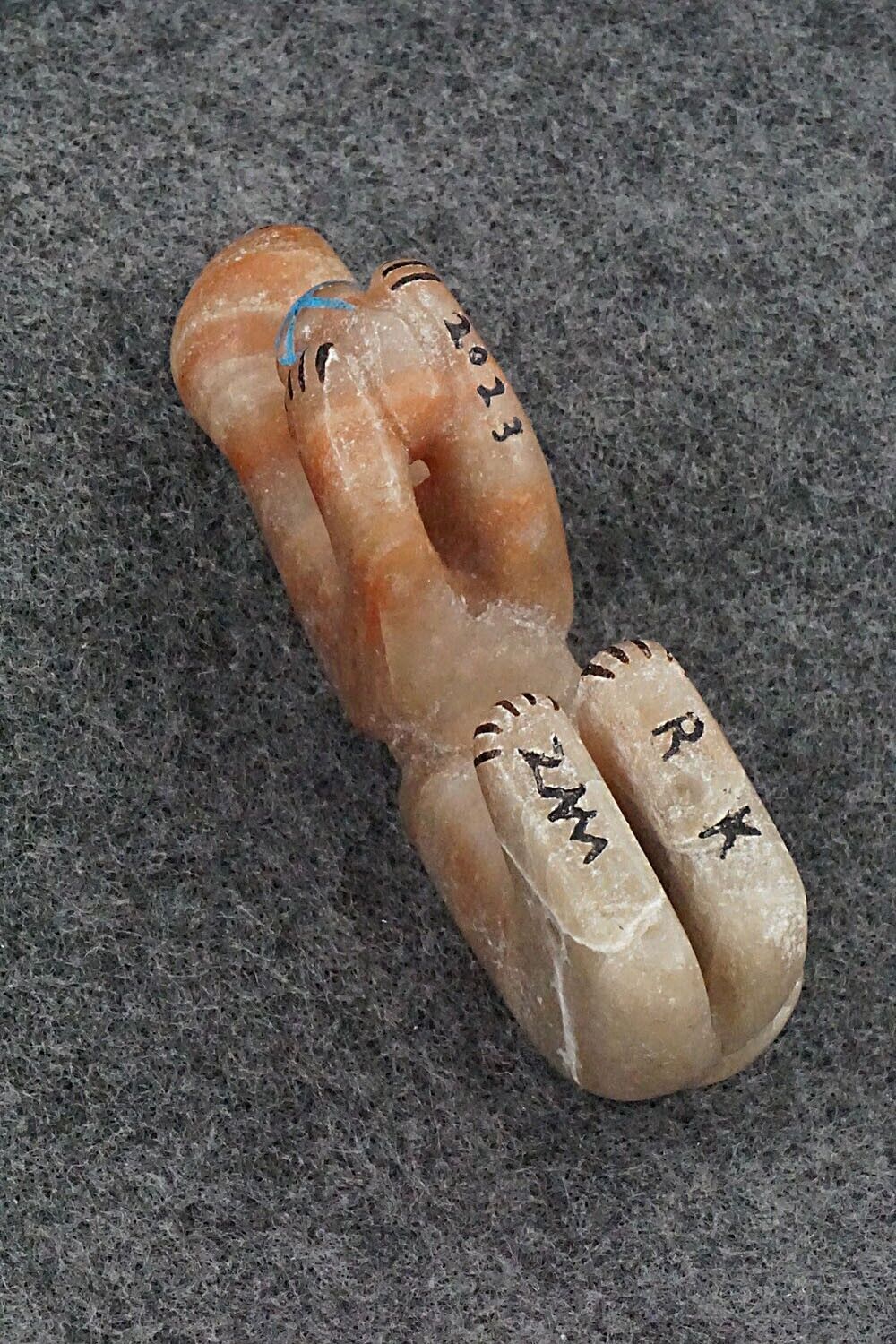 Mountain Lion Zuni Fetish Carving - Rick Kallestewa