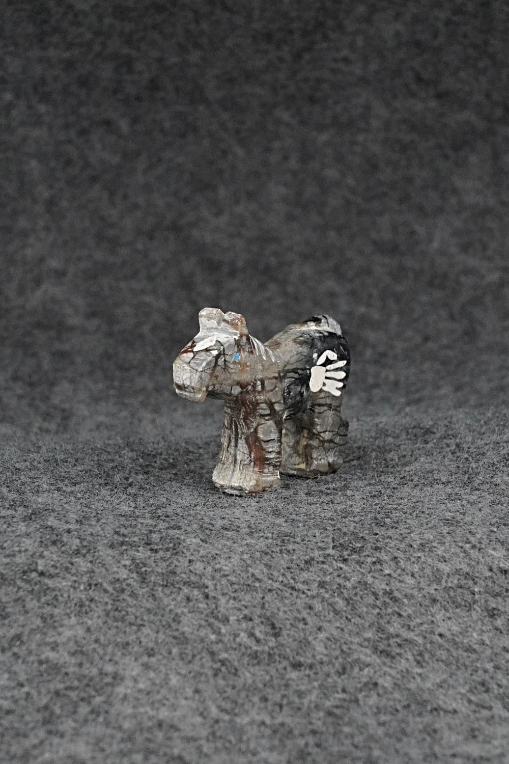 Horse Zuni Fetish Carving - Carol Martin