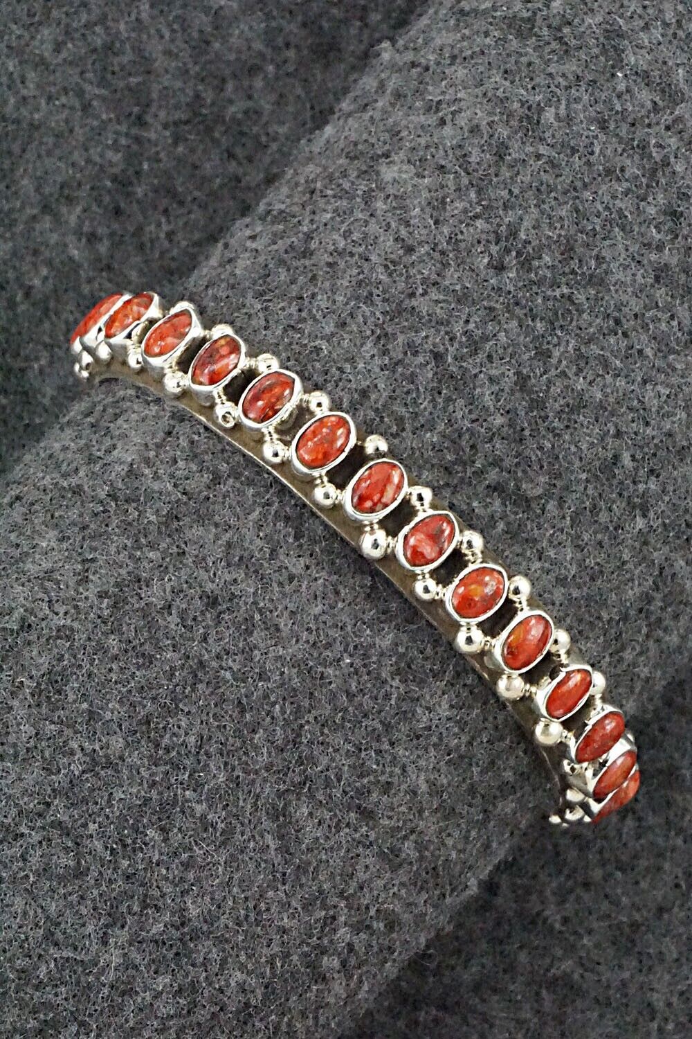 Spiny Oyster & Sterling Silver Bracelet - Darlene Begay