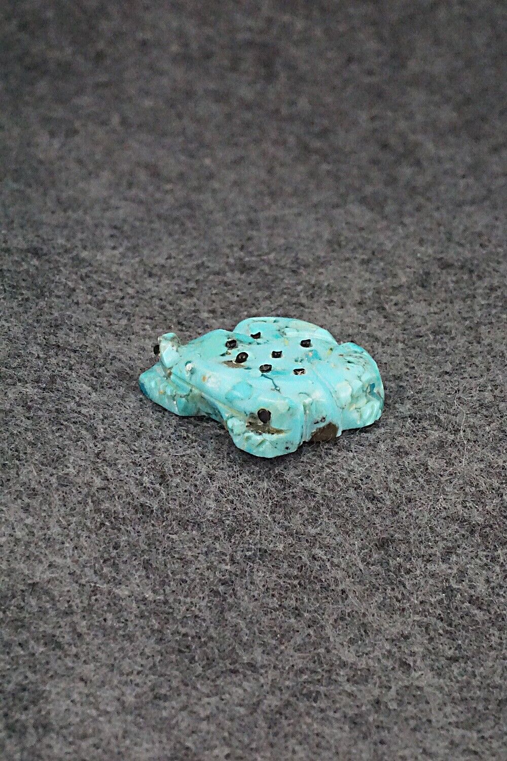 Frog Zuni Fetish Carving - Danette Laate