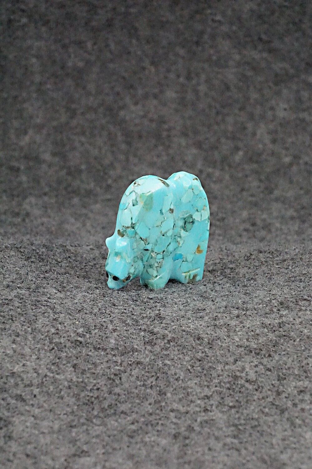 Bear Zuni Fetish Carving - Danette Laate