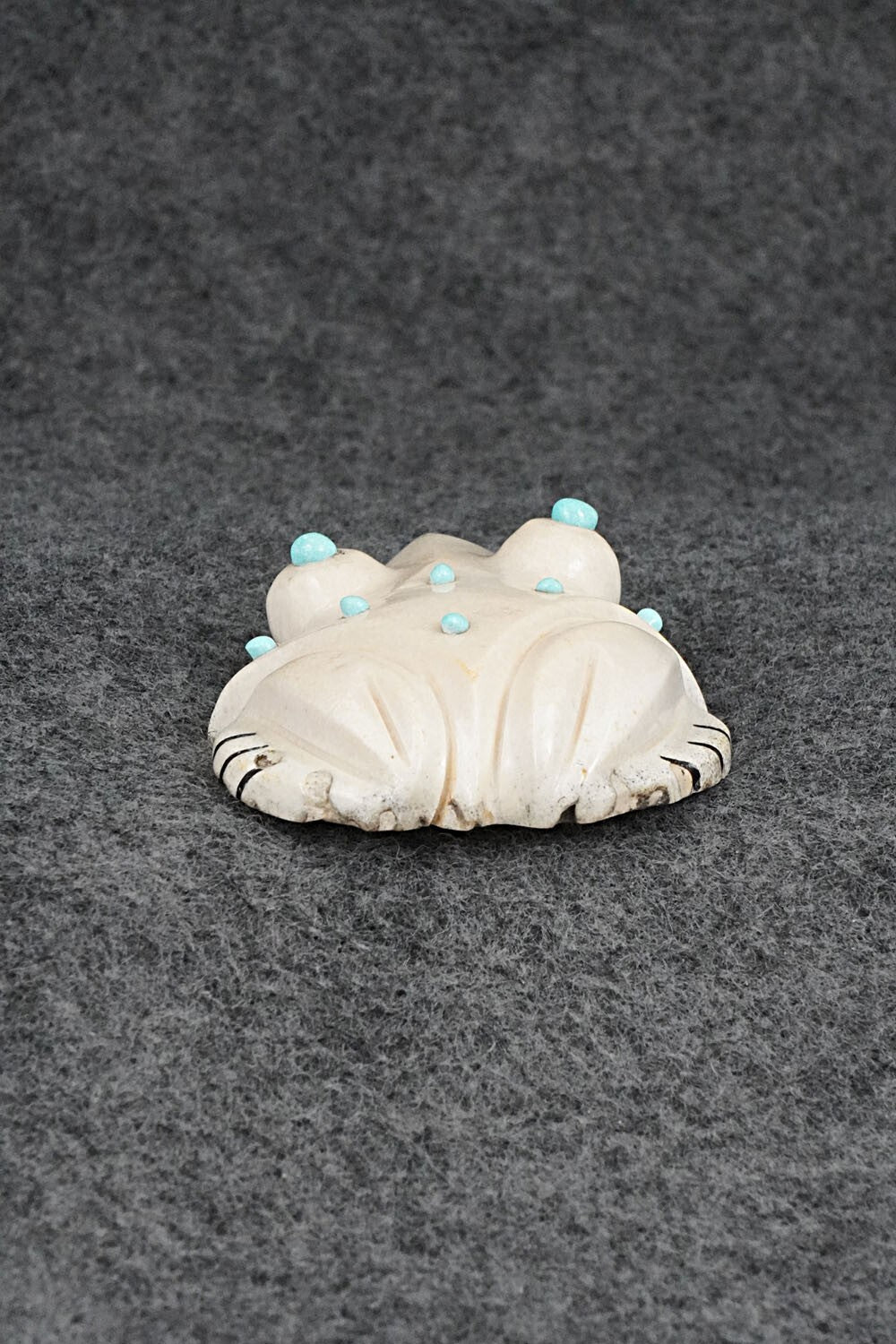 Frog Zuni Fetish Carving - Claudia Peina