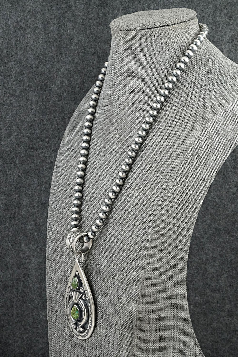 Turquoise & Sterling Silver Necklace - Verley Betone