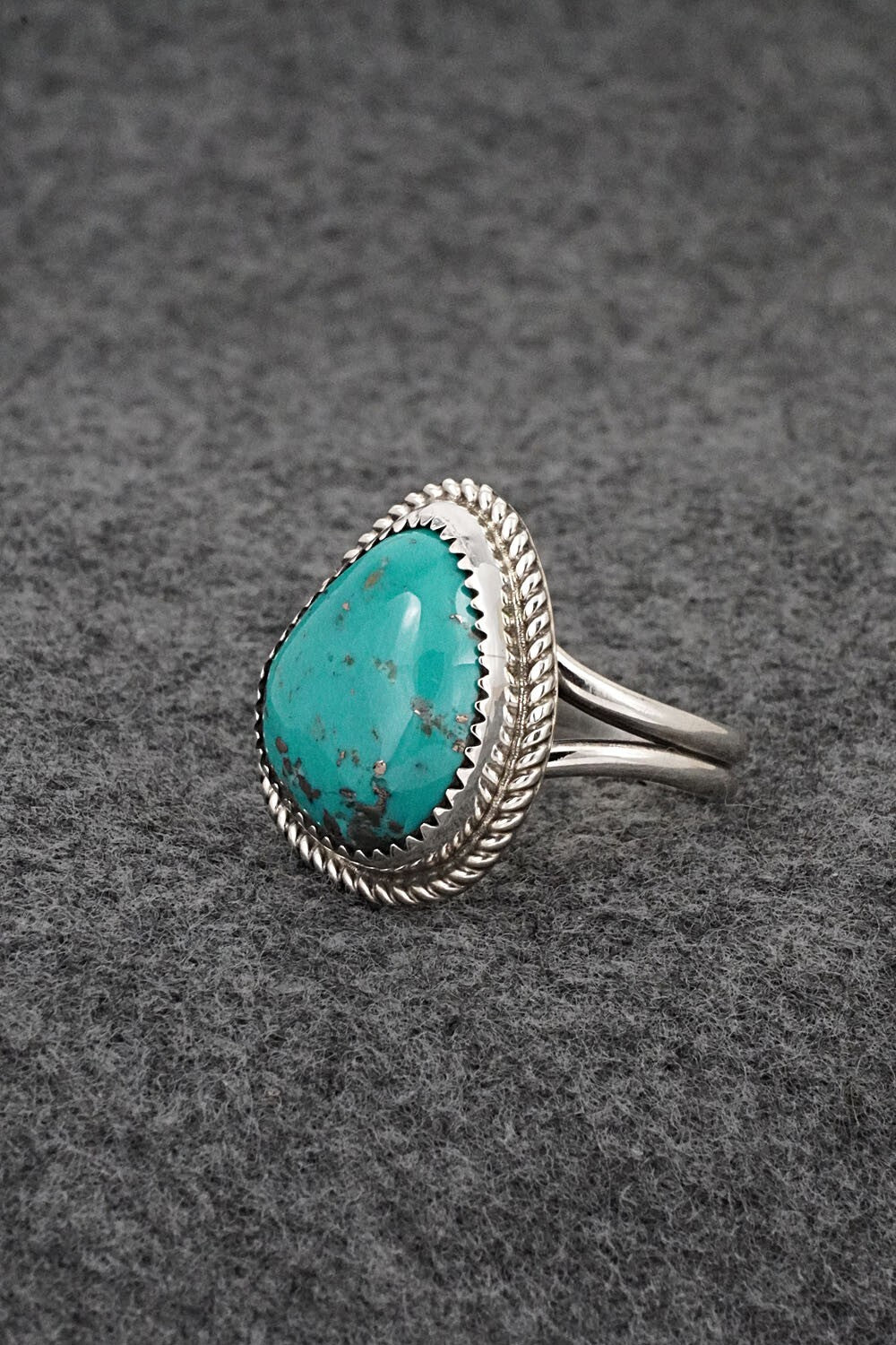 Turquoise & Sterling Silver Ring - Leslie Nez - Size 11
