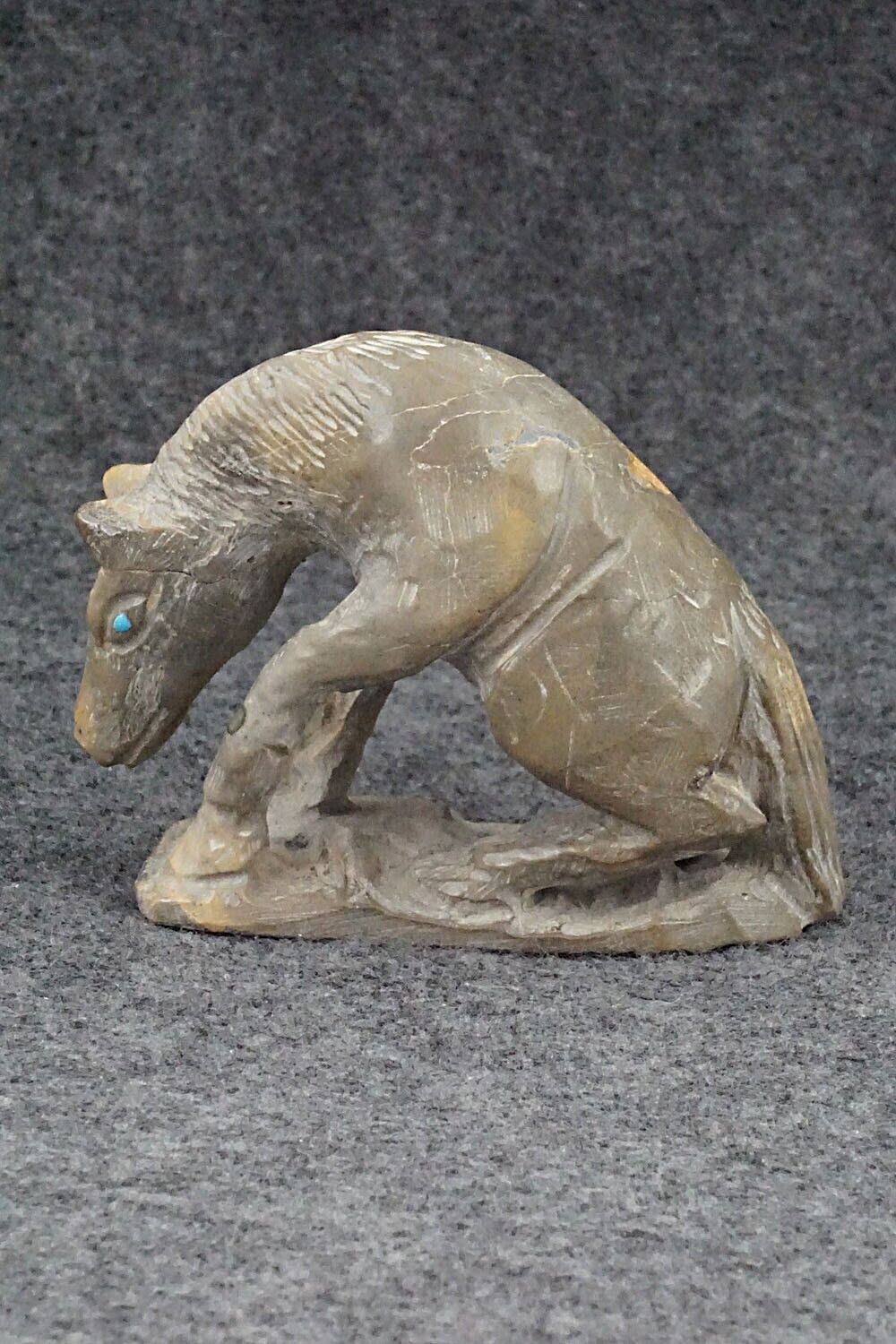 Horse Zuni Fetish Carving - Jerrold Lahaleon