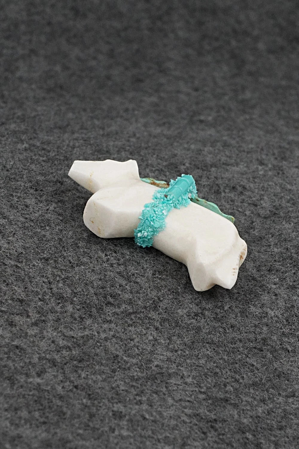 Wolf Zuni Fetish Carving - Marveletta Phillips