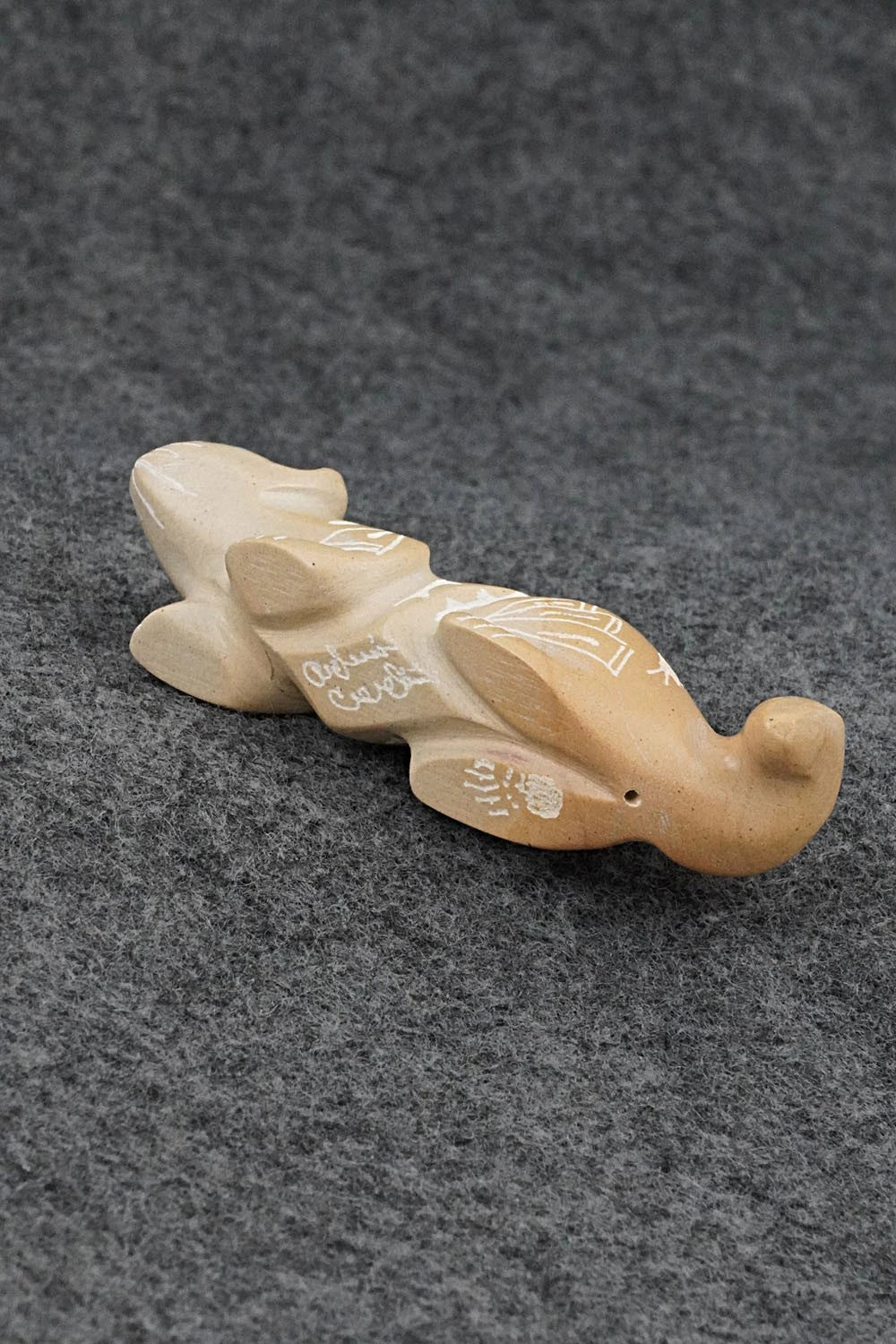 Mountain Lion Zuni Fetish Carving - Adrian Cachini