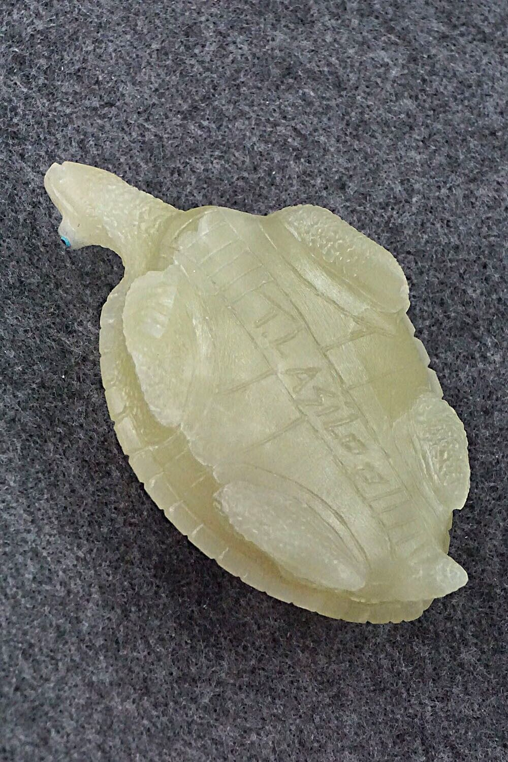 Turtle Zuni Fetish Carving - Travis Lasiloo