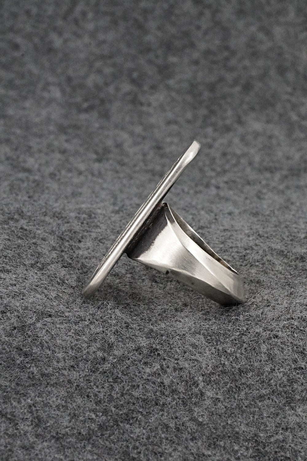 Sterling Silver Ring - Emerson Bill - Size 11