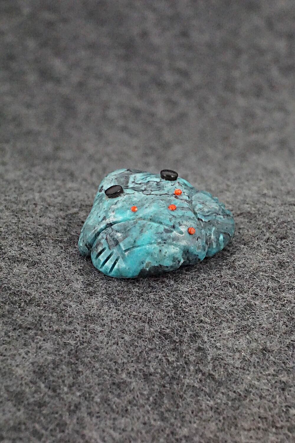 Frog Zuni Fetish Carving - Reynold Lunasee