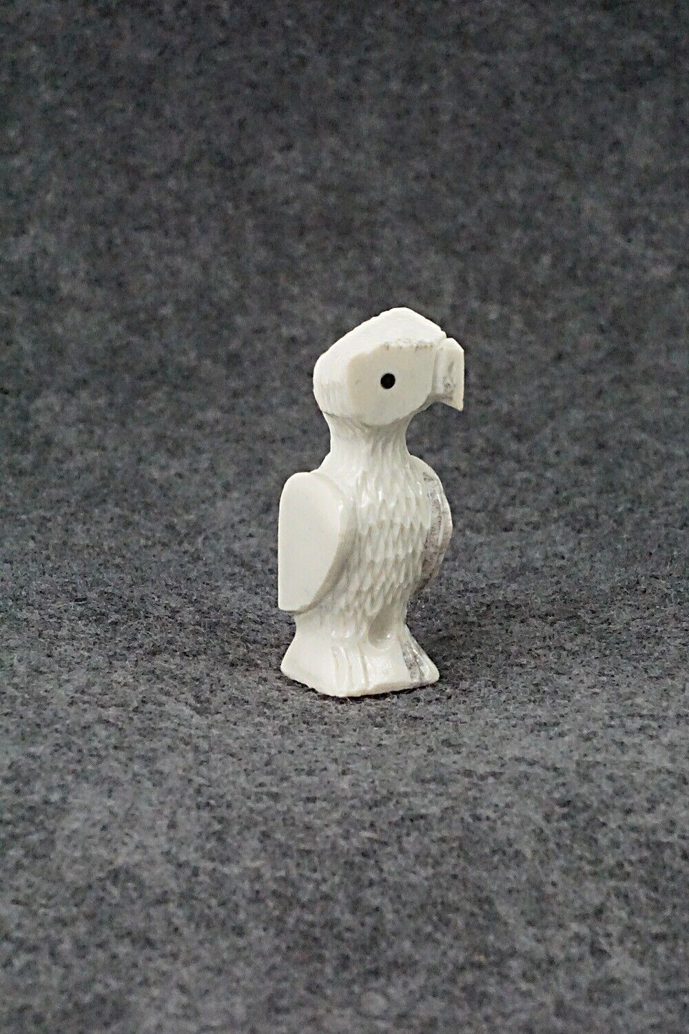Owl Zuni Fetish Carving - Jesus Espino
