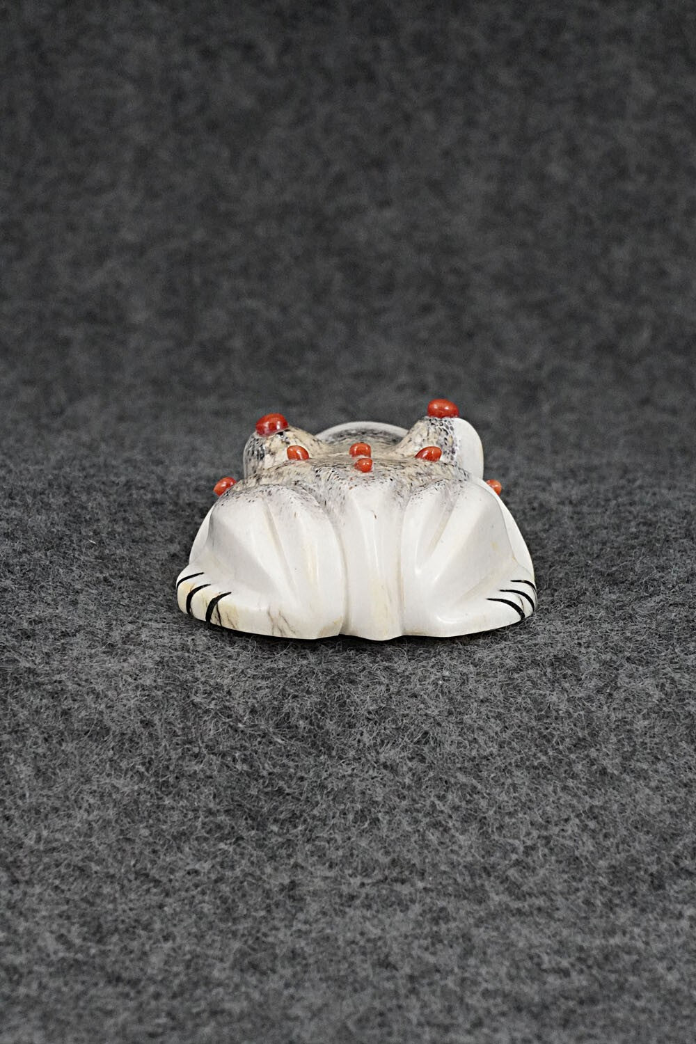 Frog Zuni Fetish Carving - Claudia Peina