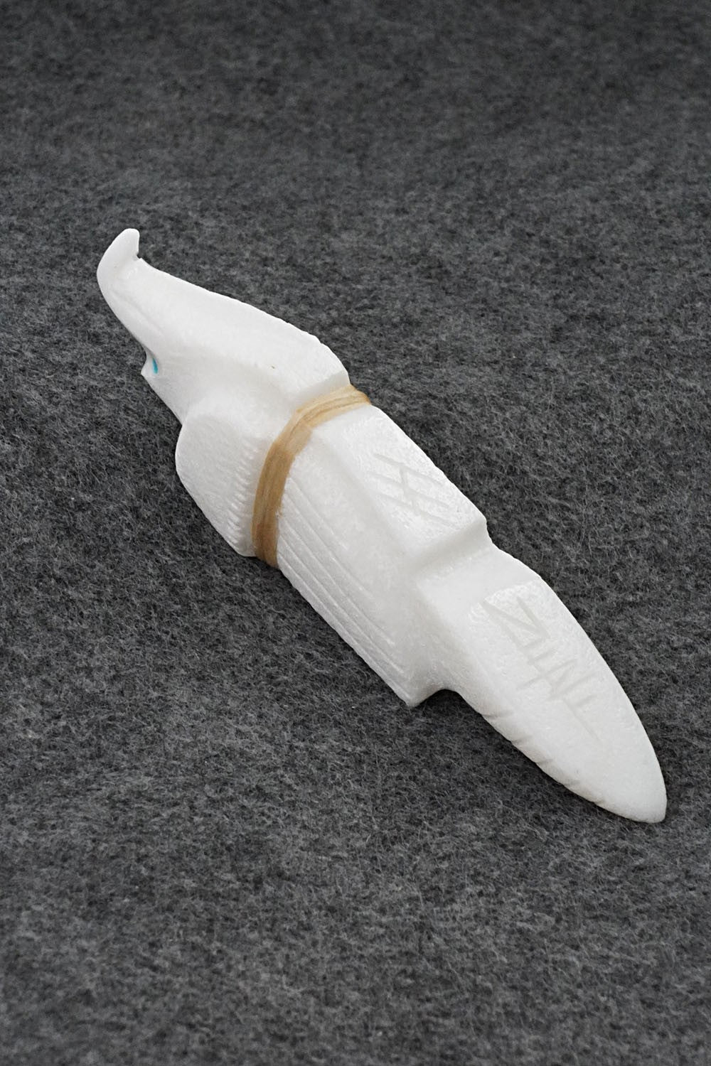 Eagle Zuni Fetish Carving - Herb Halate