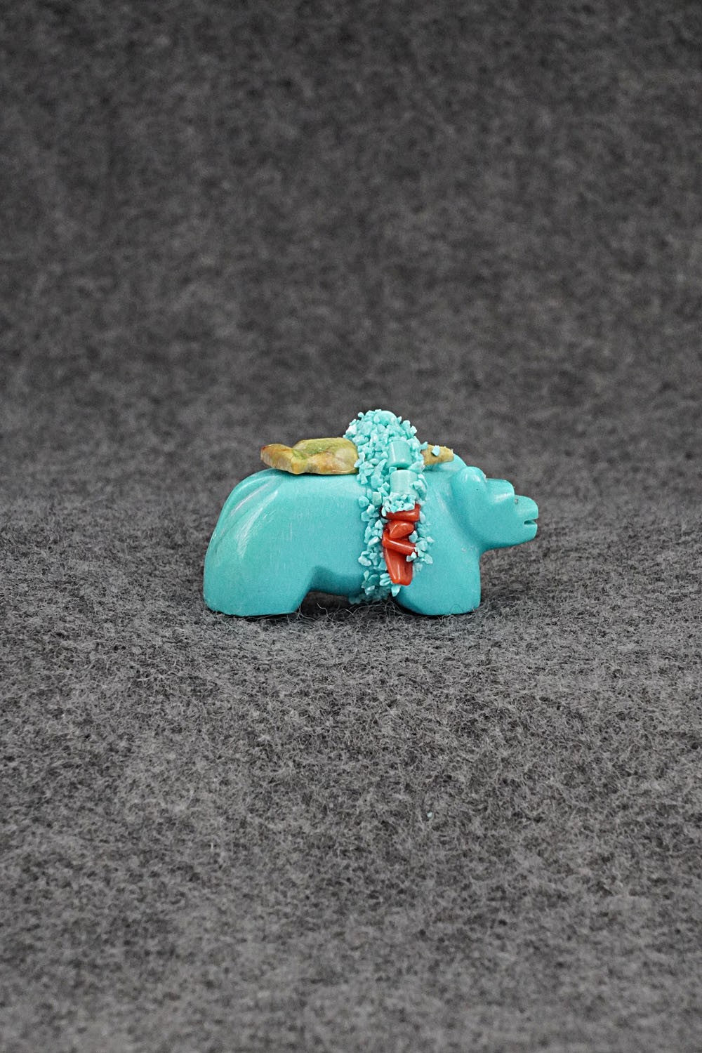 Bear Zuni Fetish Carving - Marvelita Phillips