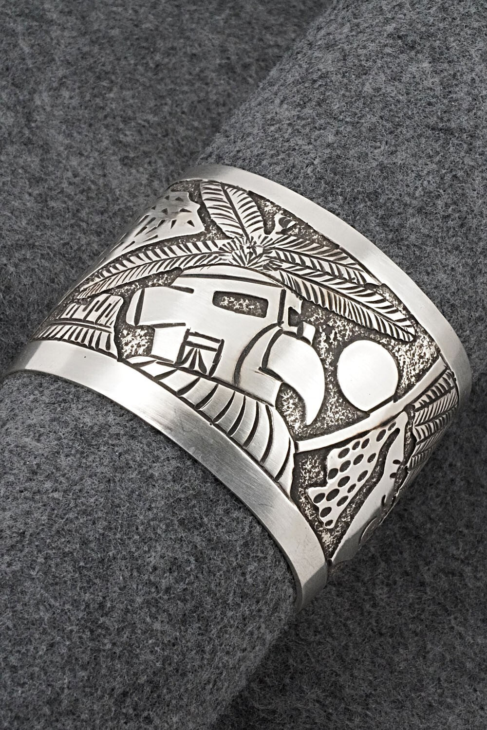Sterling Silver Bracelet - Elaine Becenti