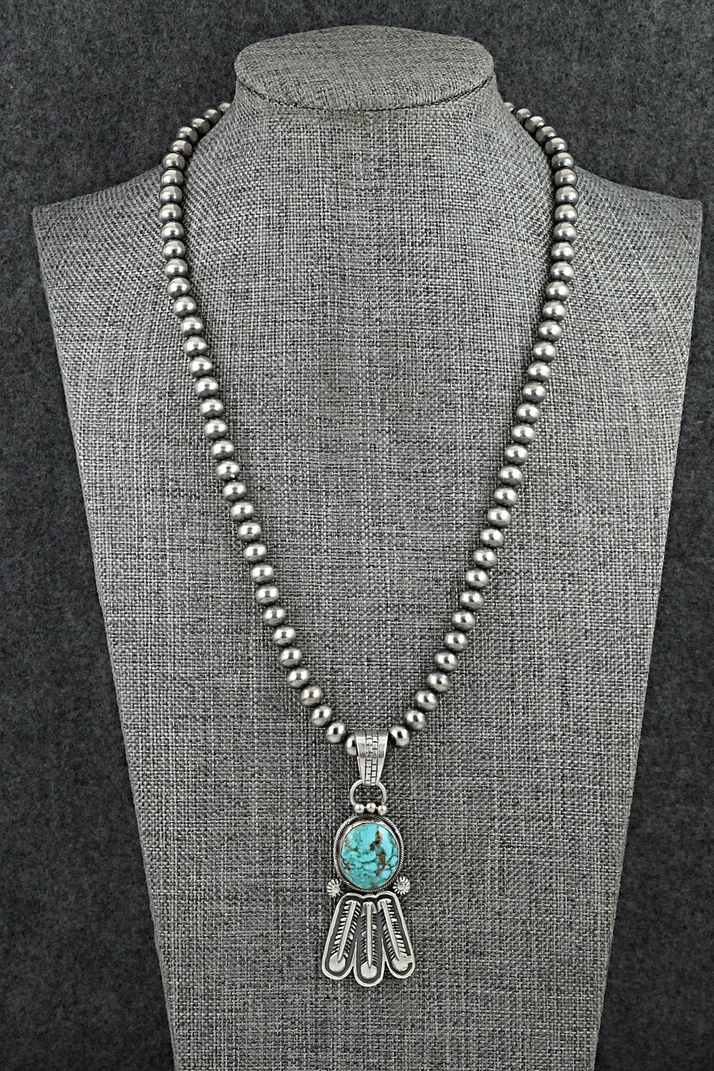 Turquoise & Sterling Silver Necklace - Verley Betone