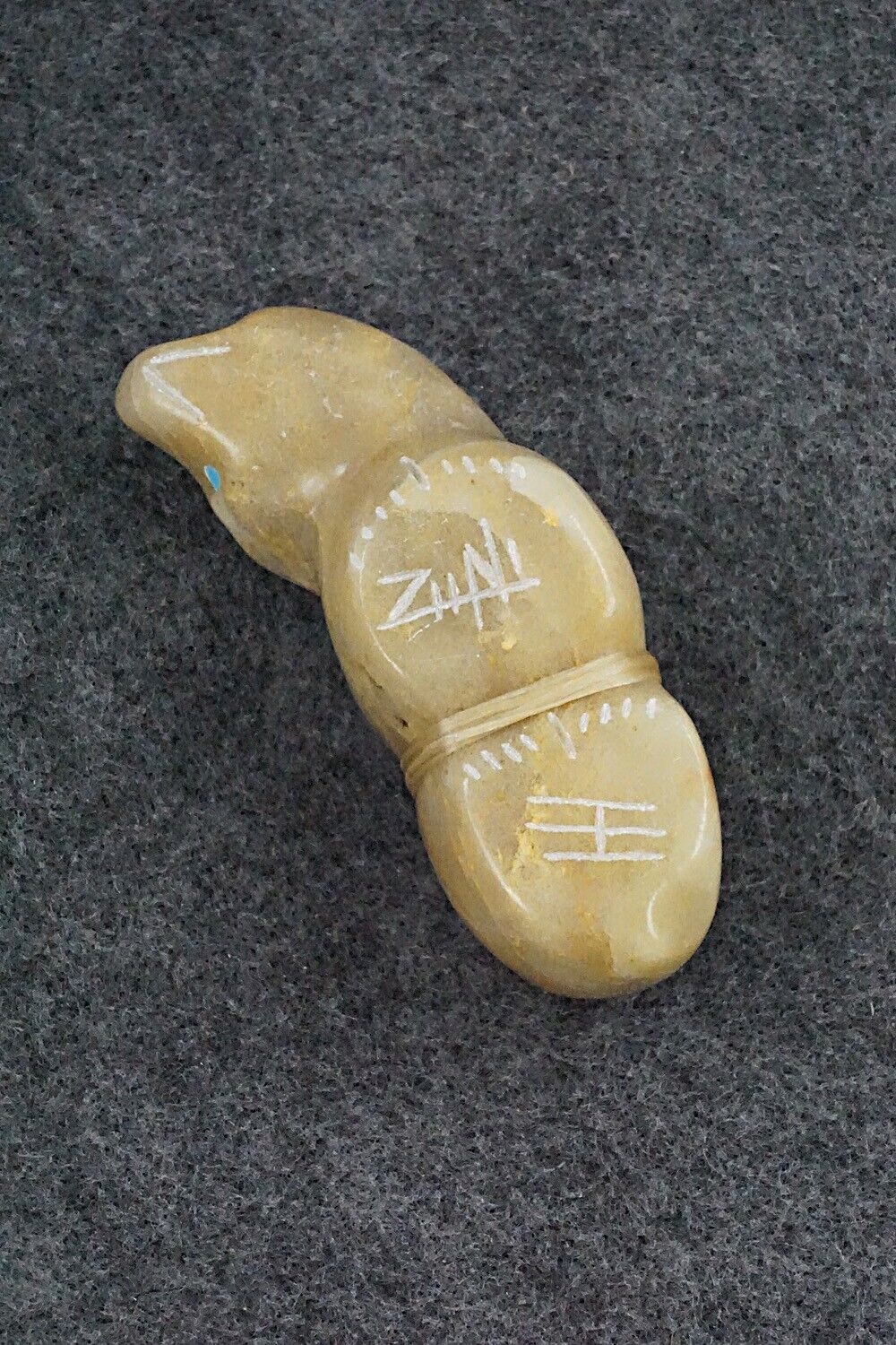 Bear Zuni Fetish Carving - Herbert Halate