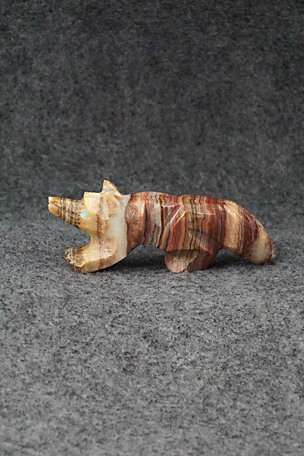 Wolf Zuni Fetish Carving - Tony Mackel