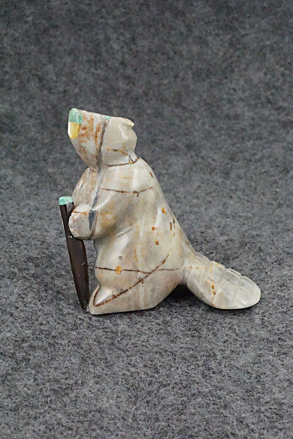 Beaver Zuni Fetish Carving - Enrike Leekya