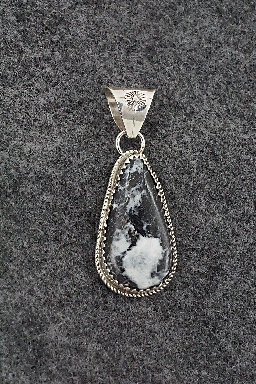 White Buffalo & Sterling Silver Pendant - Ernest Hawthorne