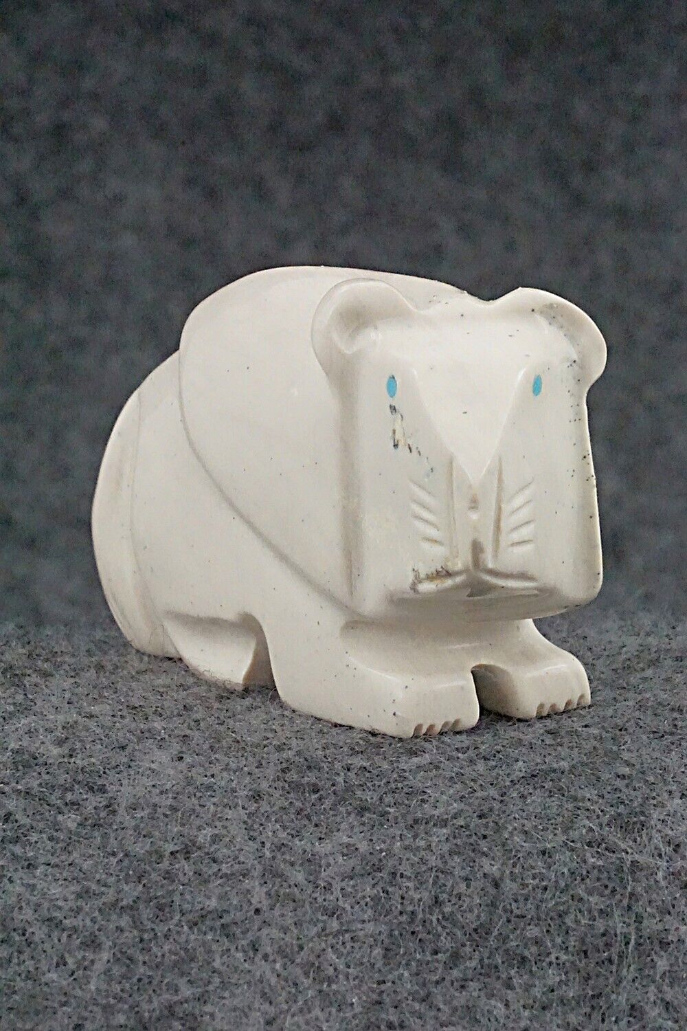 Lion Zuni Fetish Carving - Gilbert Lonjose