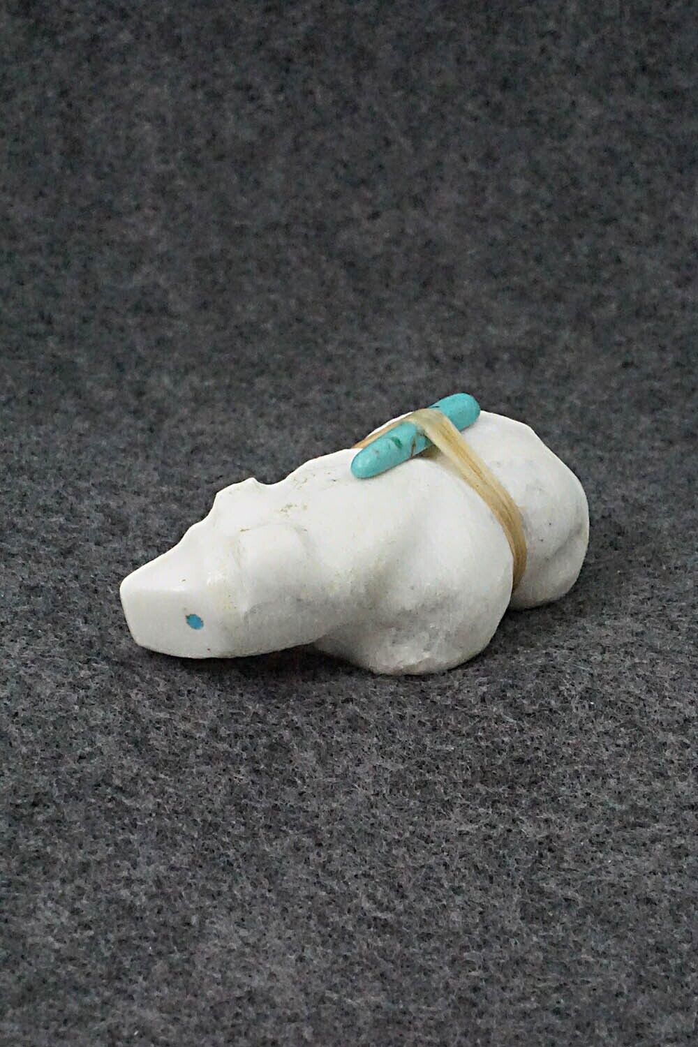 Bear Zuni Fetish Carving - Herbert Halate