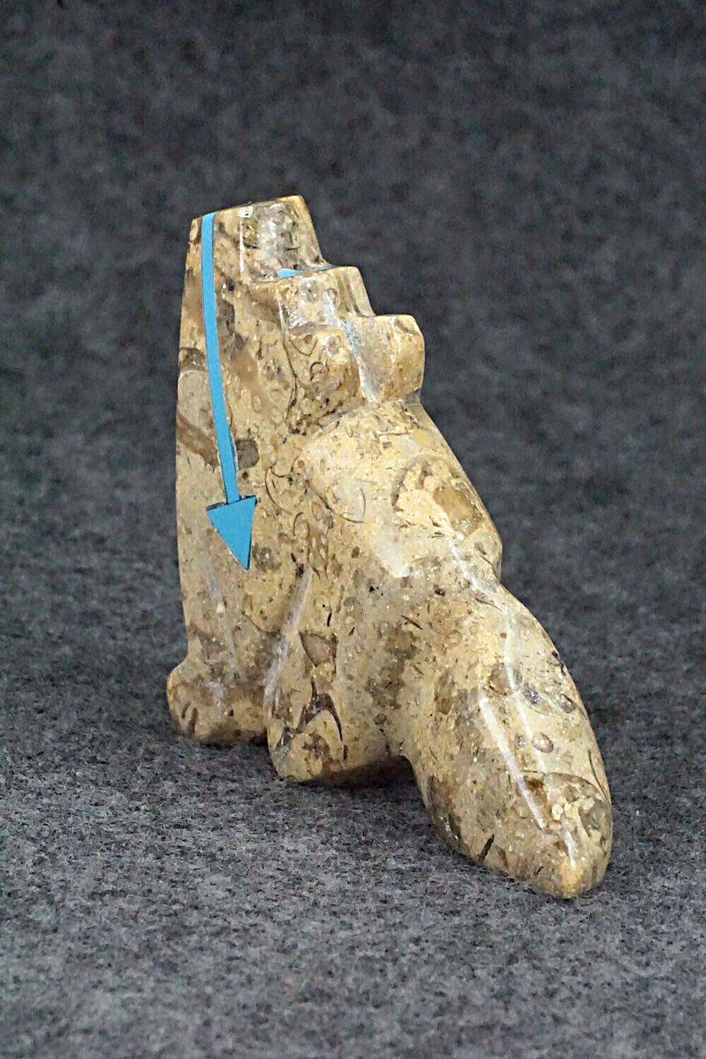Wolf Zuni Fetish Carving - Bernard Laiwakete