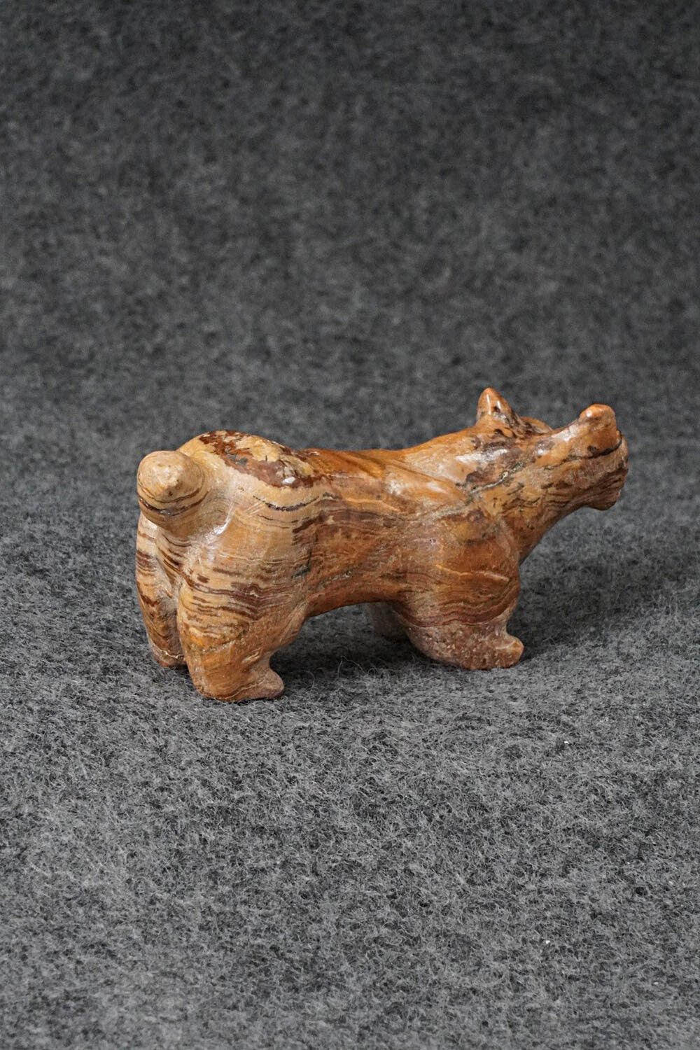 Bobcat Zuni Fetish Carving - Freddie Leekya