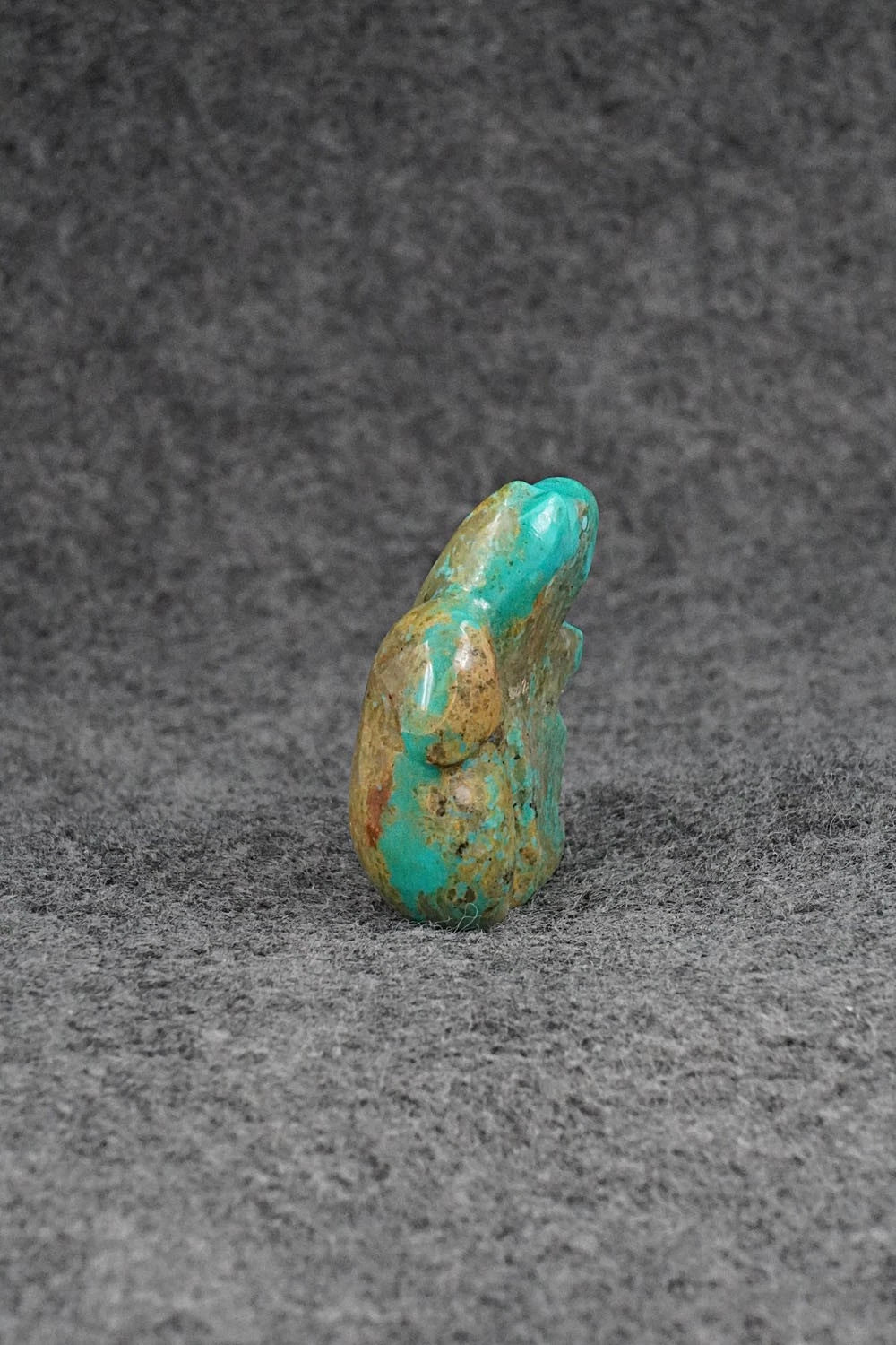 Squirrel Zuni Fetish Carving - Abby Quam Panteah