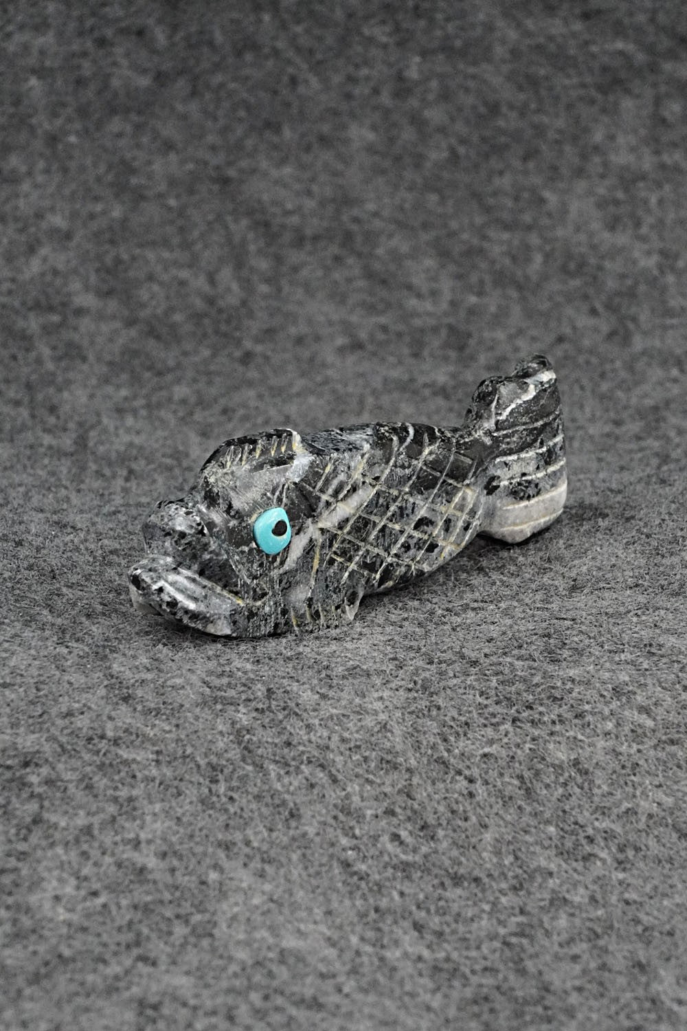 Fish Zuni Fetish Carving - Dannette Laate