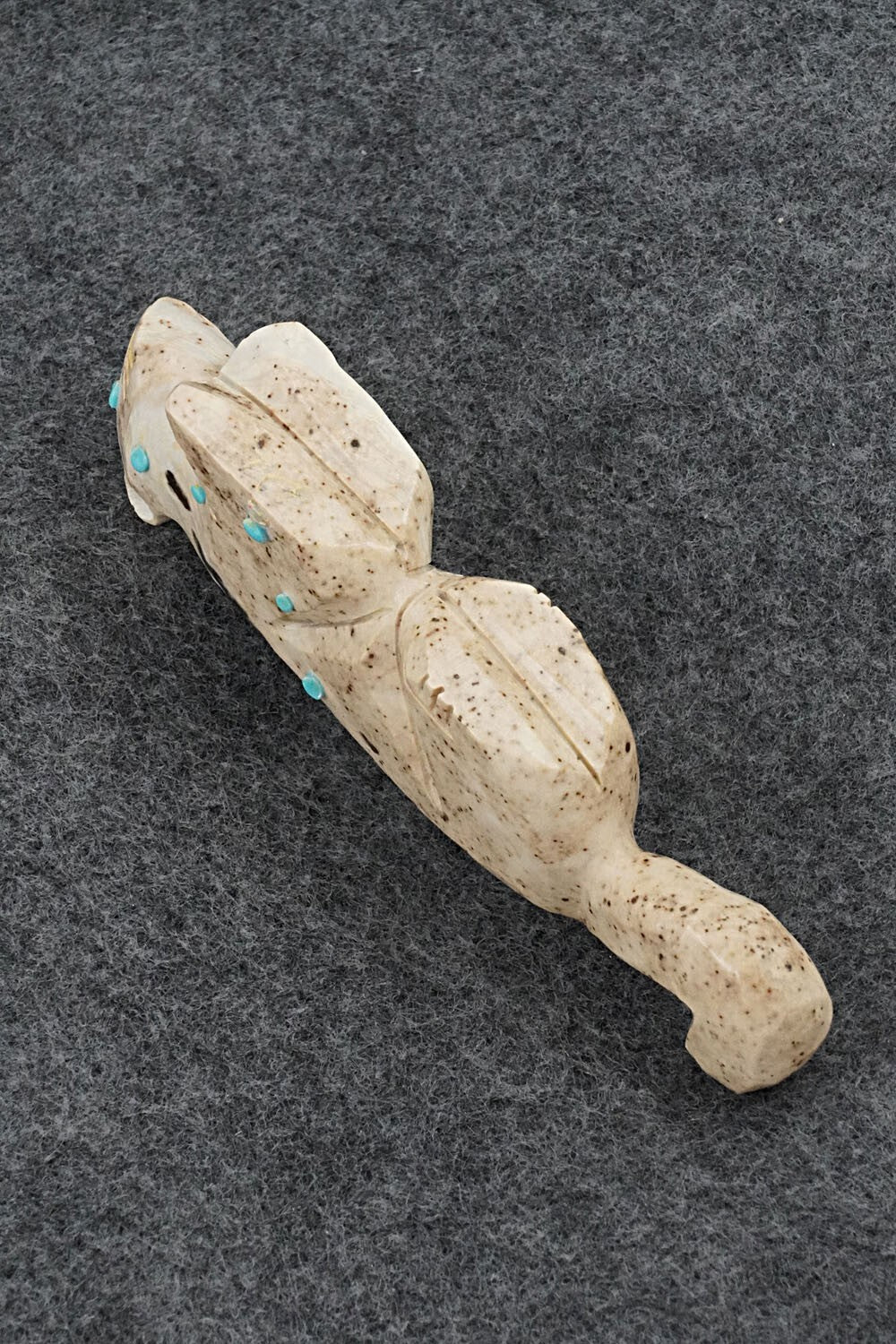 Mountain Lion Zuni Fetish Carving - Danette Laate