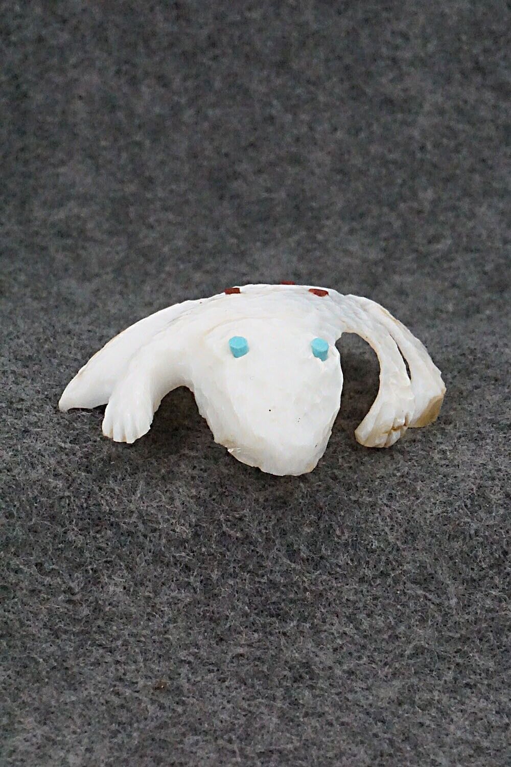 Frog Zuni Fetish Carving - Tyrone Poncho