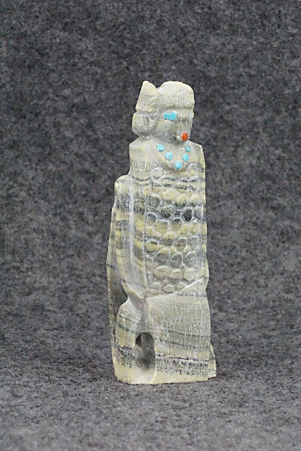 Corn Maiden Zuni Fetish Carving - Derrick Kaamasee
