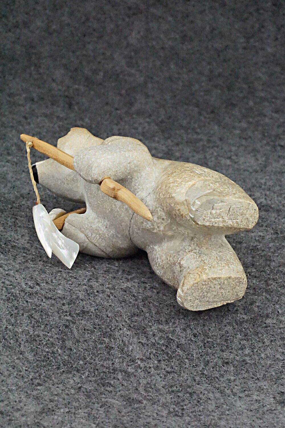 Bear with Fishing Pole Zuni Fetish Carving - Enrike Leekya