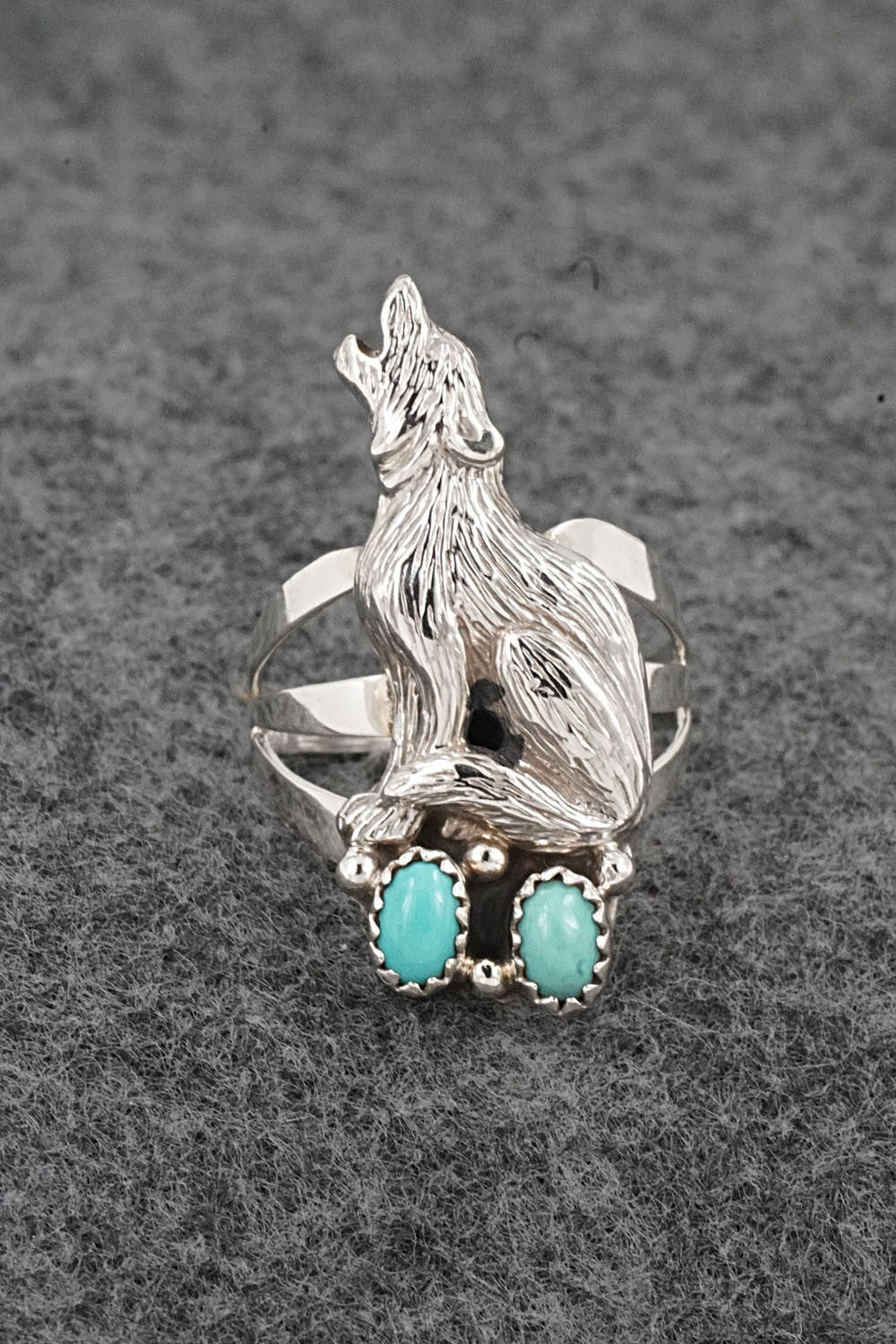 Turquoise & Sterling Silver Ring - Robert Martinez - Size 8.75