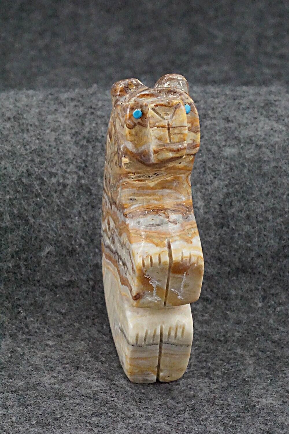 Bear Zuni Fetish Carving - Reynold Lunasee