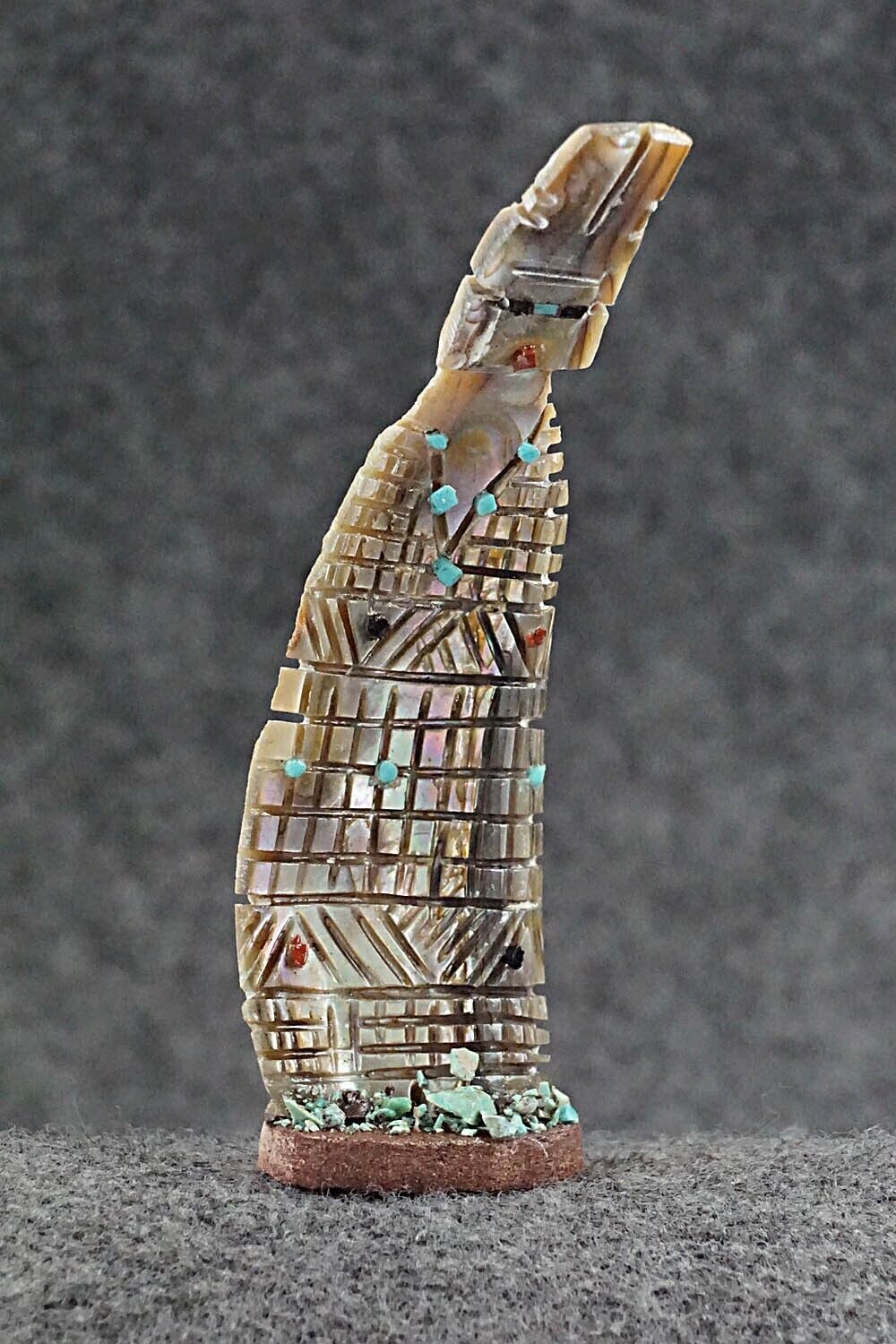 Corn Maiden Zuni Fetish Carving - Carl Etsate