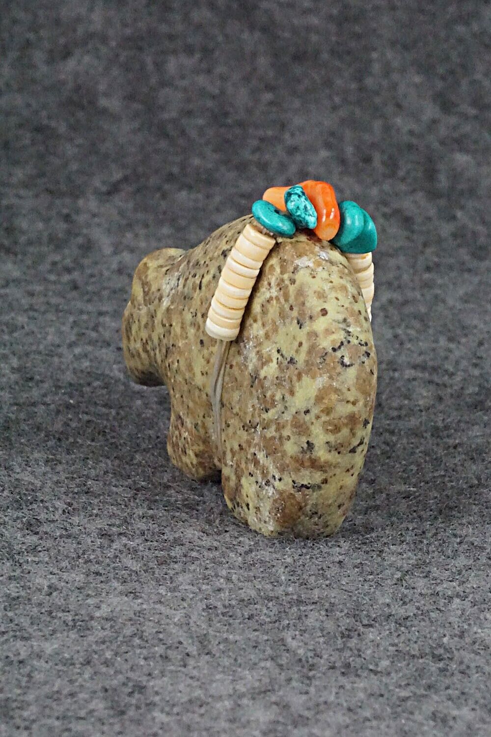 Bear Zuni Fetish Carving - Donovan Laiwakete
