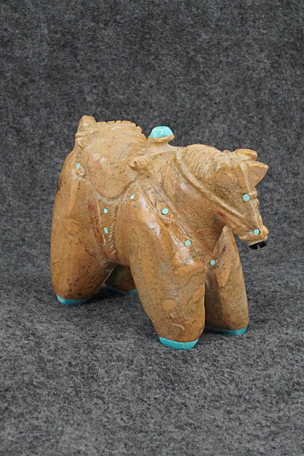 Horse Zuni Fetish Carving - Freddie Leekya