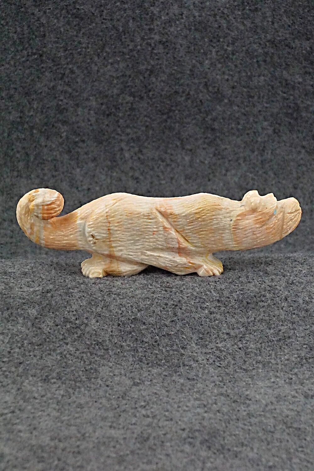 Mountain Lion Zuni Fetish Carving - Tony Mackel
