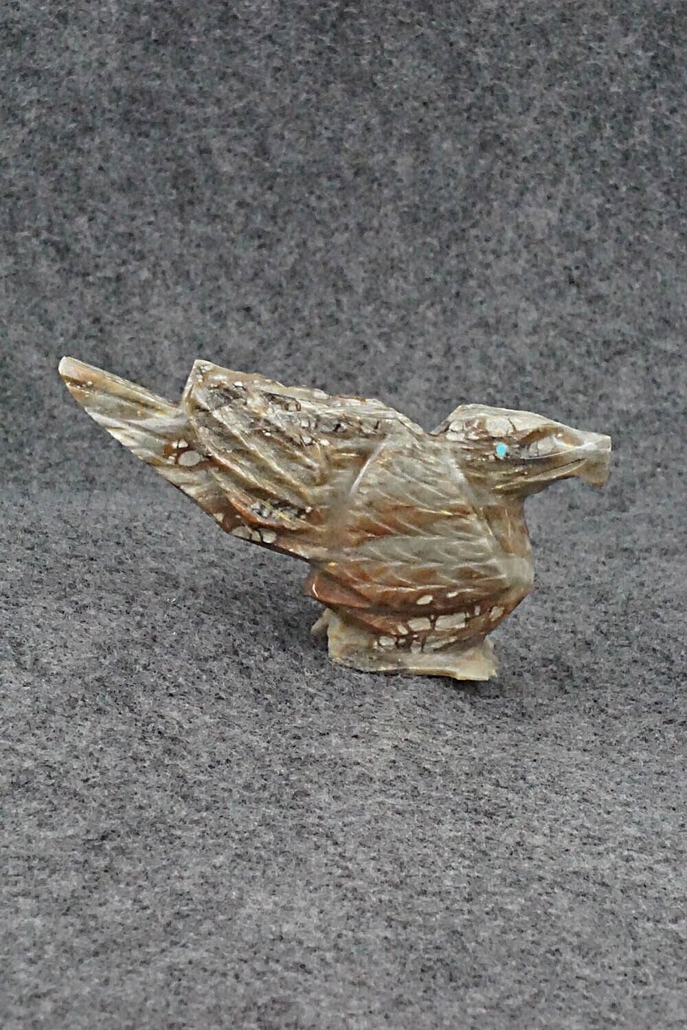 Eagle Zuni Fetish Carving - Tony Mackel
