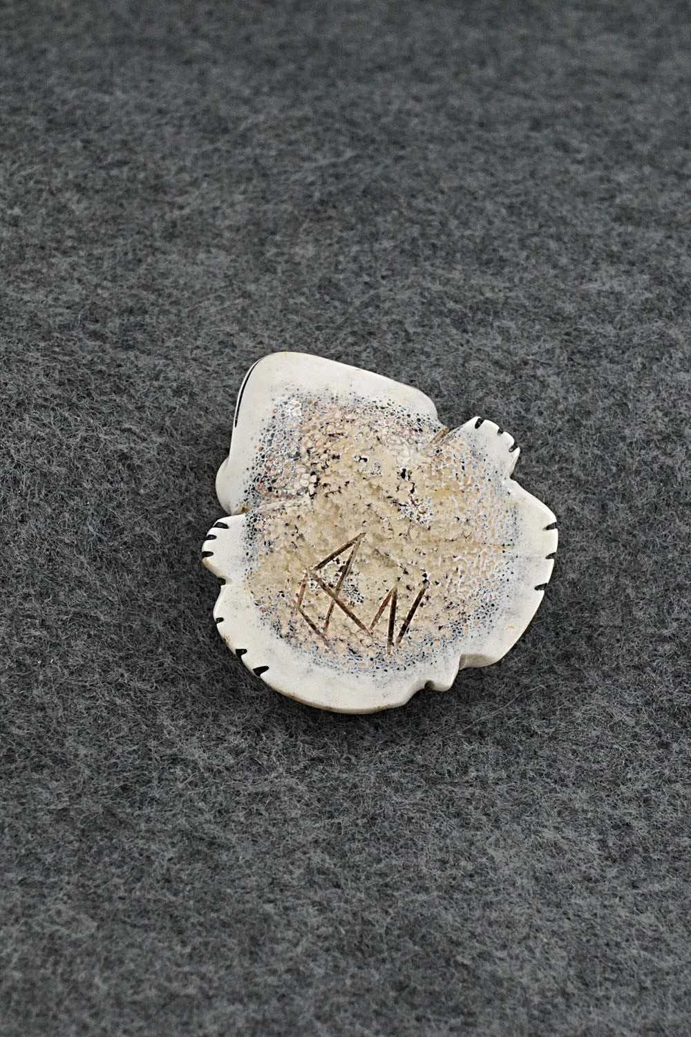 Frog Zuni Fetish Carving - Claudia Peina