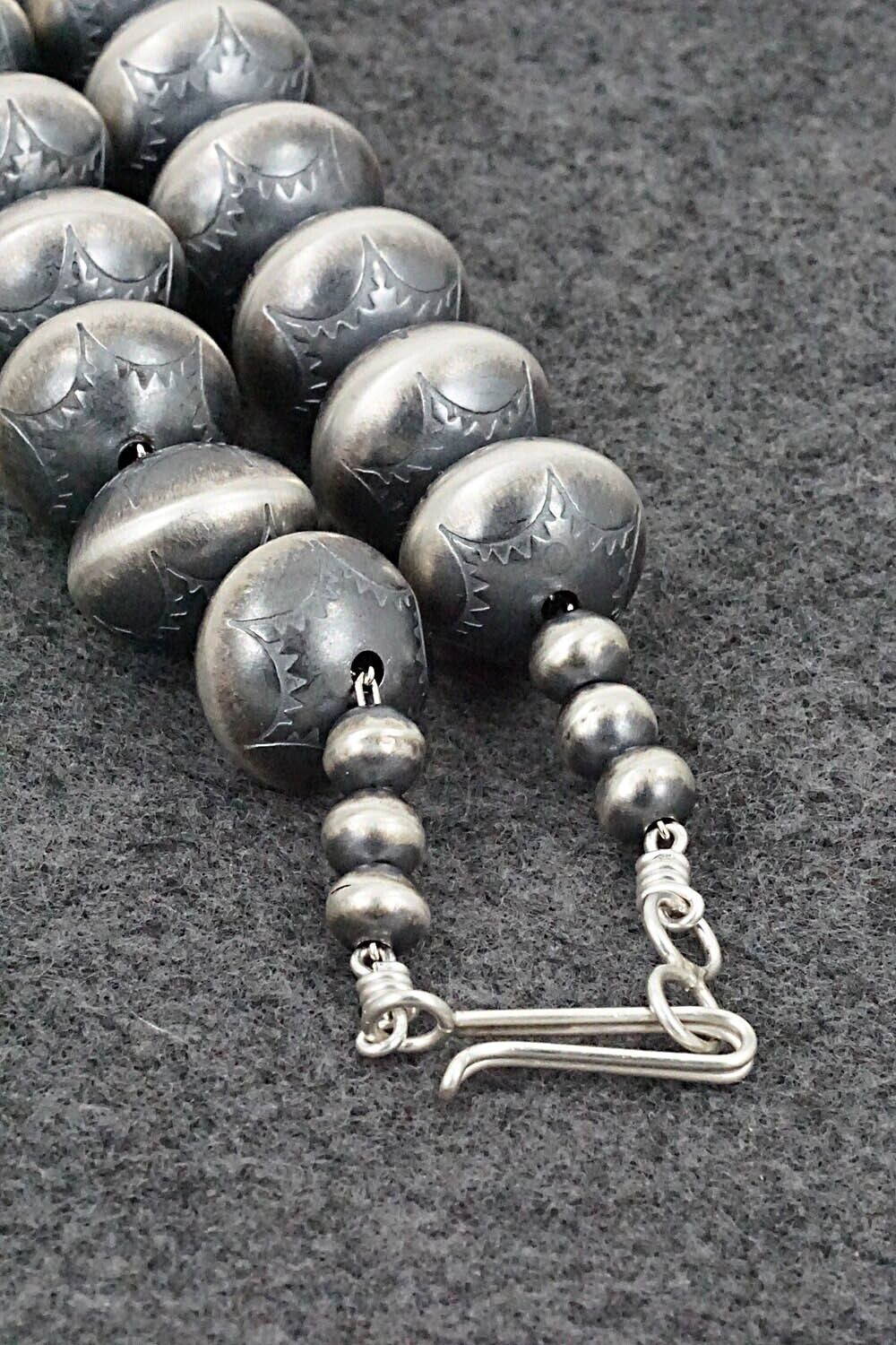 Sterling Silver Navajo Pearl Necklace 20" - Bryannen Halwood